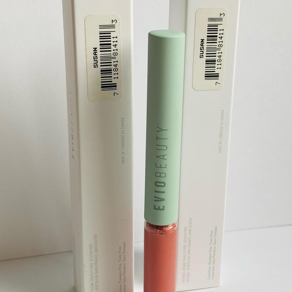 Evio Beauty Hydrating Lip Gloss - Lot Of 2 box